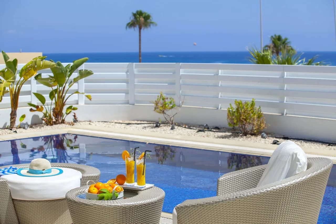 Dreamy Villa With Charming Sea Views photo 4