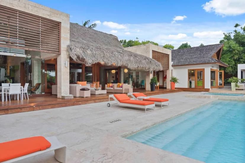 Modern Luxury Villa with Pool in La Romana
