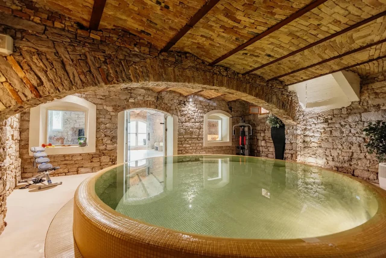 Glamorous Stone Villa Near The Sea photo 3