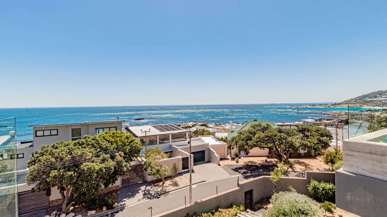 Gorgeous Villa With Breath Taking Views photo 2