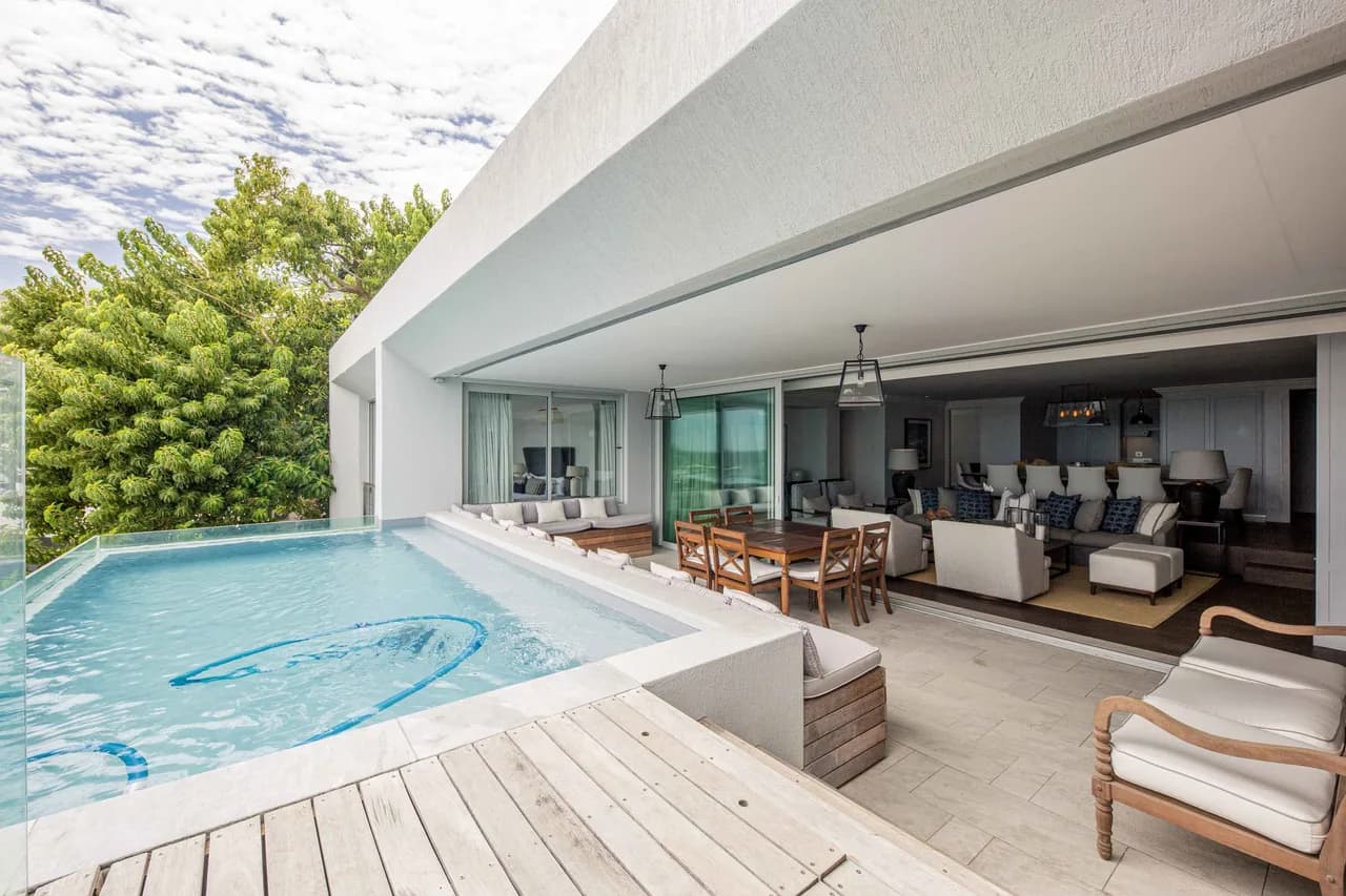 Beautiful Spacious Villa With Amazing Atlantic Scenic Views