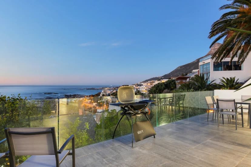 Deluxe Villa With Breath Taking Sea Views And Private Pool