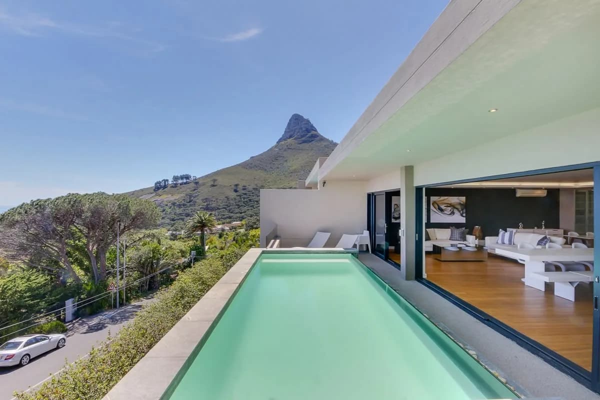 Comfy Villa With Spectacular Ocean Views photo 2