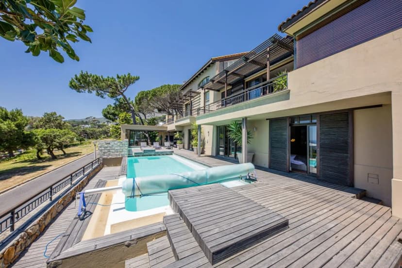 Luxurious Cape Town Villa with Ocean Views
