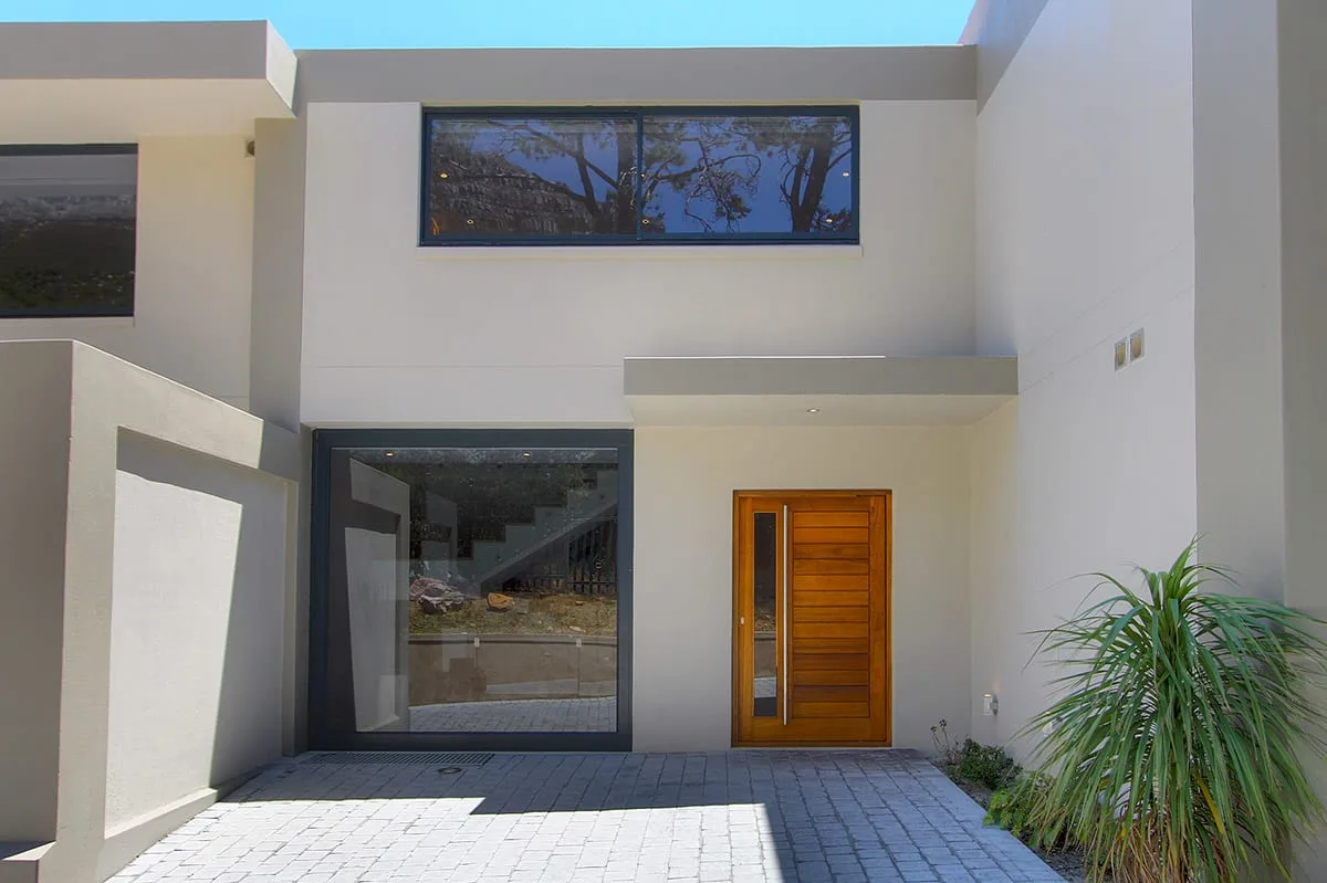 Ideally Situated Villa With Stunning Mountain And Sea Views photo 4