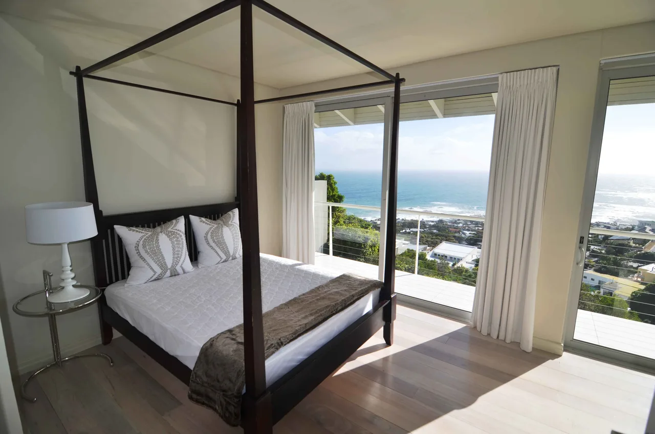 Modern 3 BR Villa With Fantastic Ocean Views photo 3