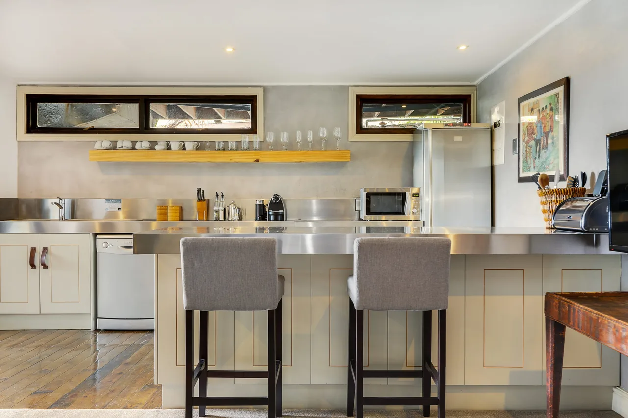 Cosy Apartment Perfectly Located Near The Beach photo 3
