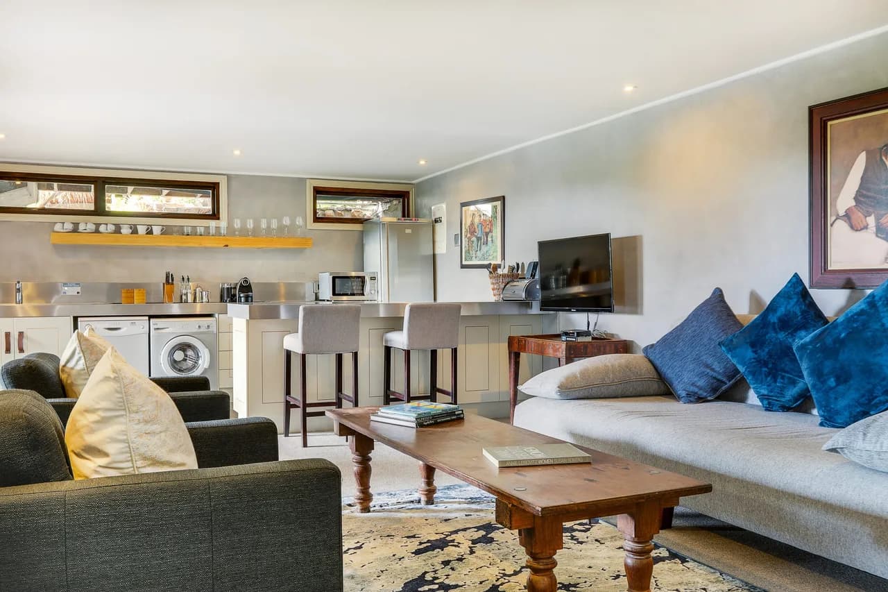 Cosy Apartment Perfectly Located Near The Beach photo 5