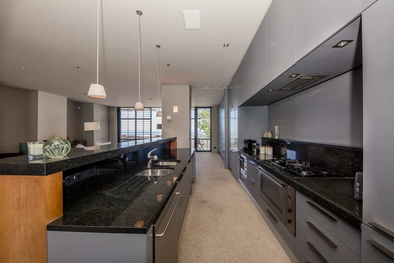 Luxurious Penthouse with Private Pool photo 4