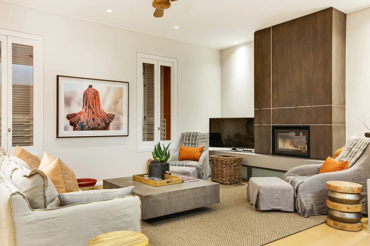Luxurious 2 Bedroom Apartment with Views photo 5