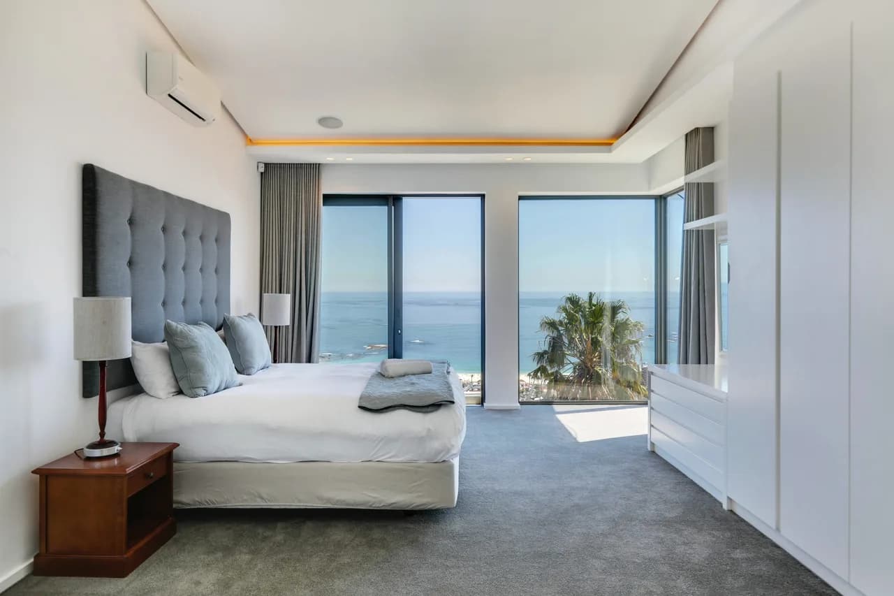 Cosy Apartment With Exceptional Views Of Camps Bay photo 2