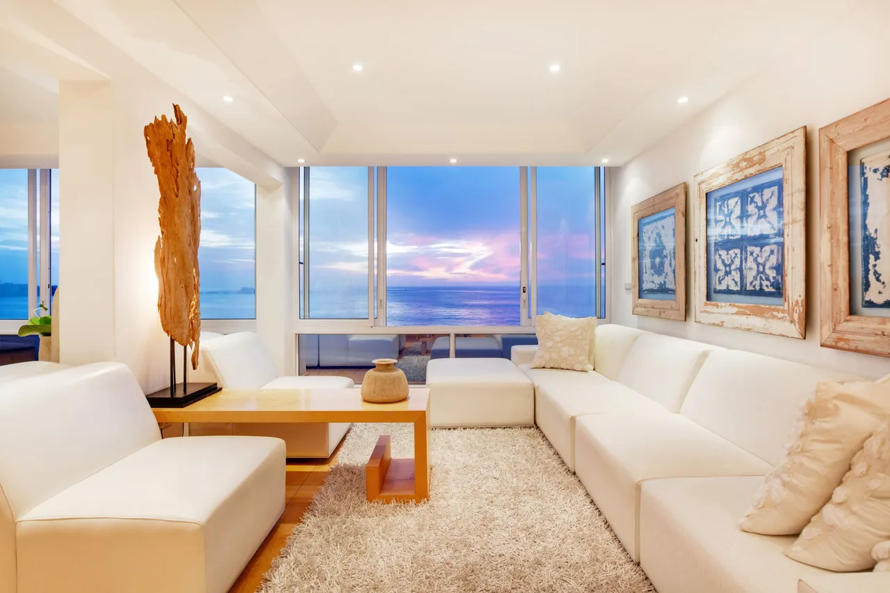 Stylish Beachfront Apartment With Elegant Interior Designs