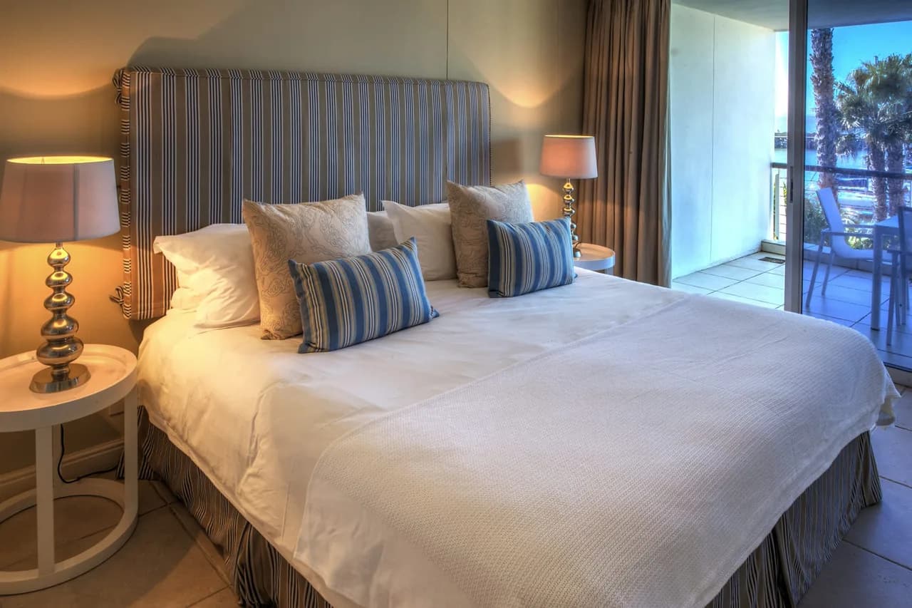 Ideal Elegant Apartment With Stunning Marina And Ocean Views photo 3