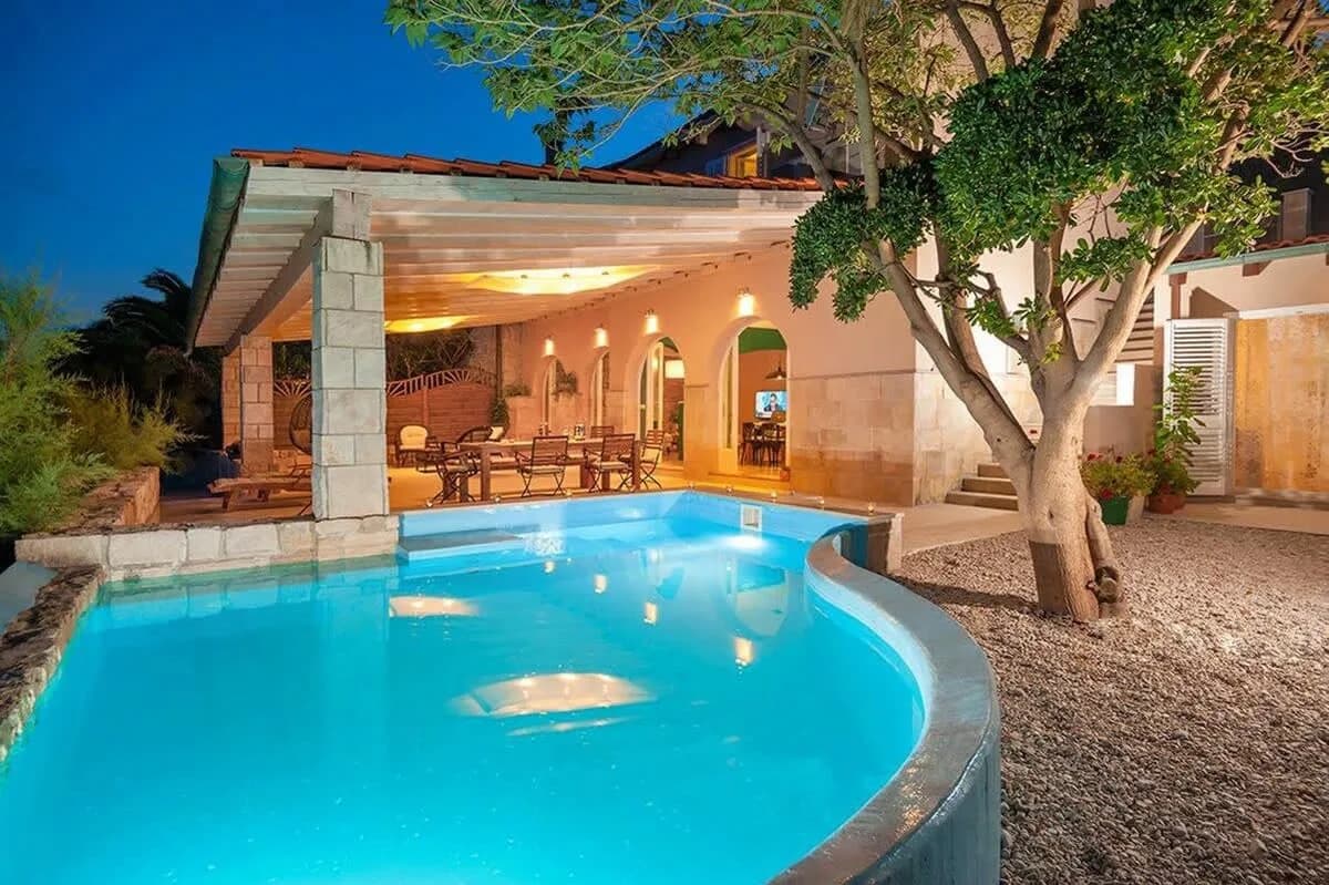 Tropical Villa With An Insane View And A Lovely Pool photo 2