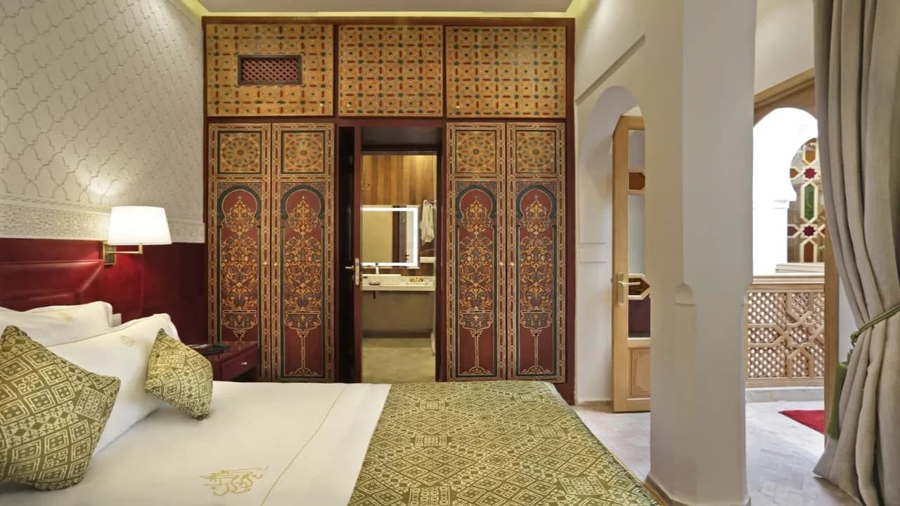 Stunning Retreat With Beautiful Interior Design photo 4