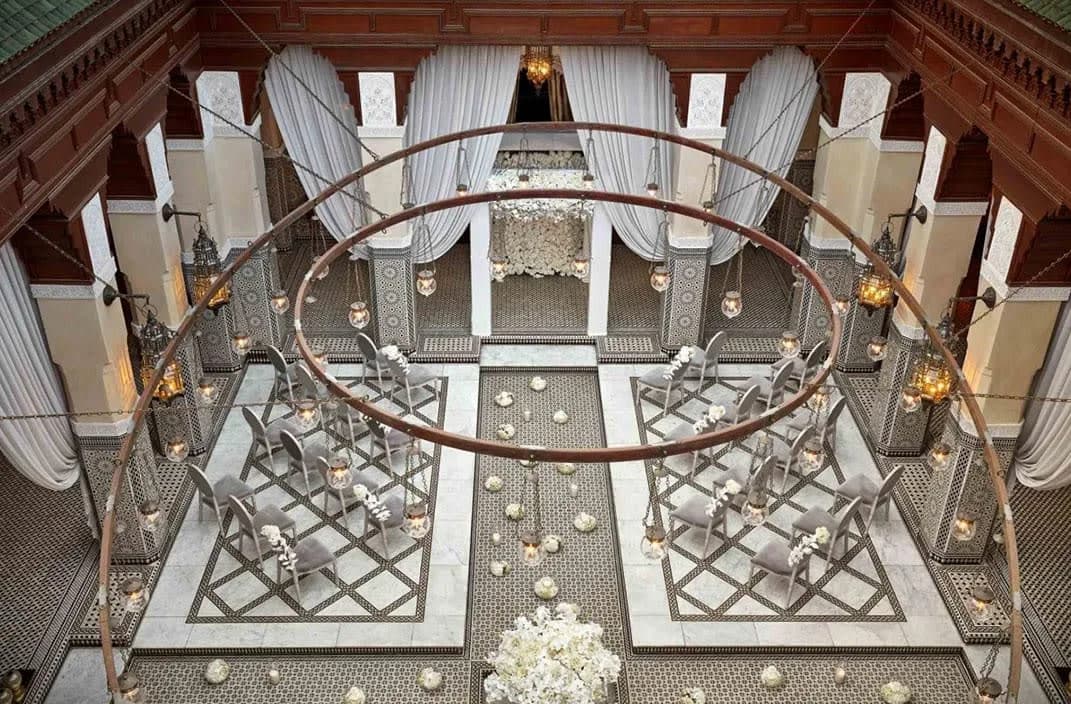 Luxurious Hotel With Beautiful Interior Designs photo 5