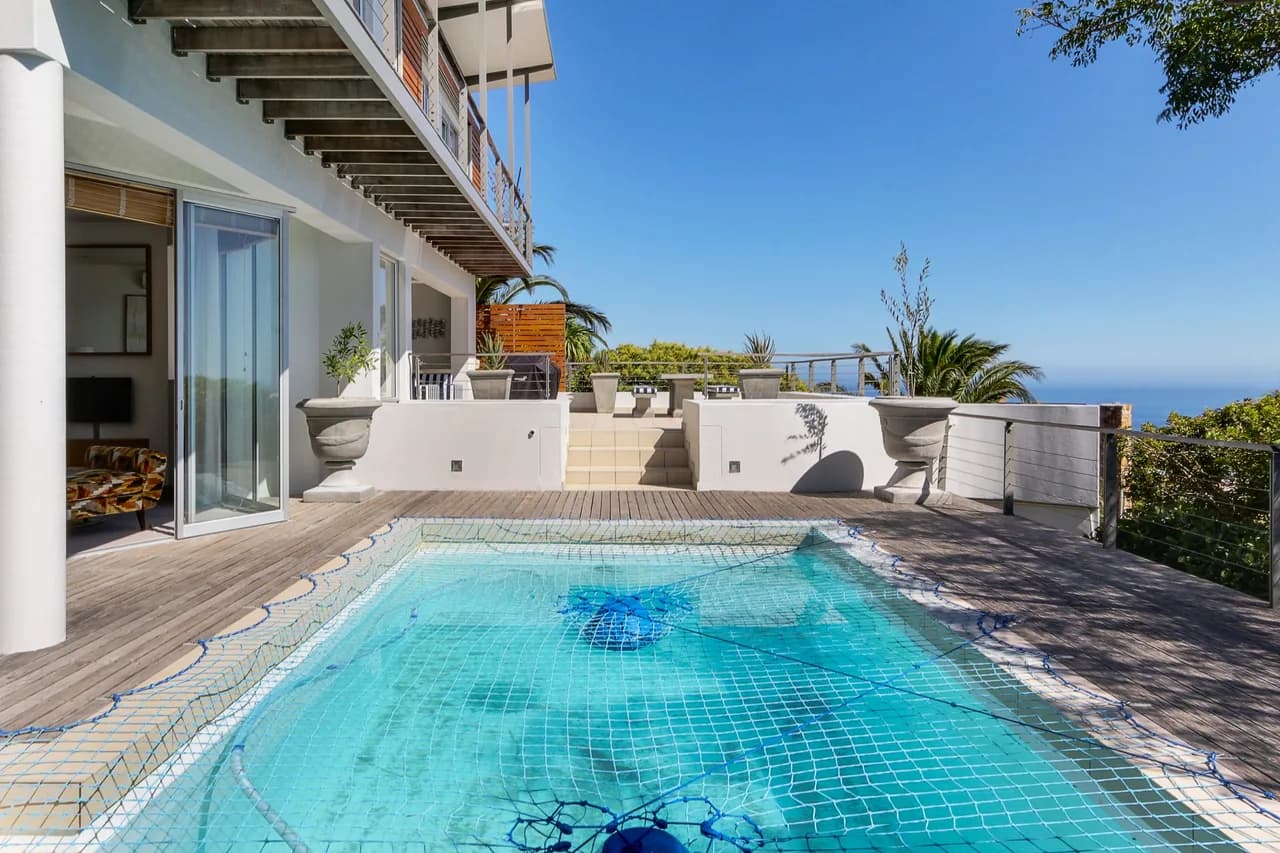 Ideal Secluded Getaway With Panoramic Ocean Views
