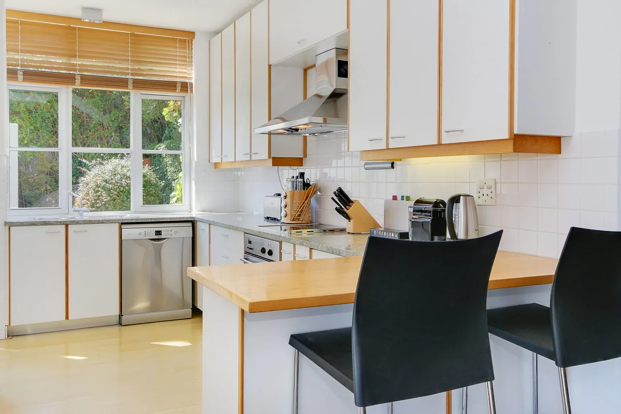 Ideal Secluded Getaway With Panoramic Ocean Views photo 4