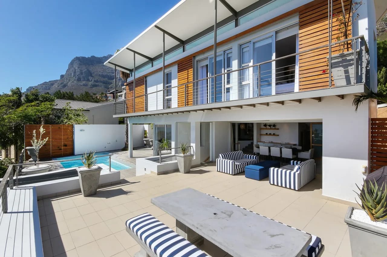 Ideal Secluded Getaway With Panoramic Ocean Views photo 5