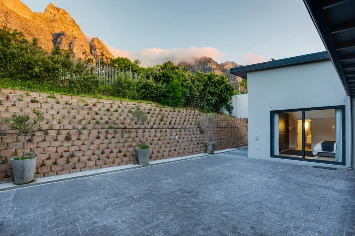 Glamorous Seaside Villa With Exquisite Sea Views photo 5