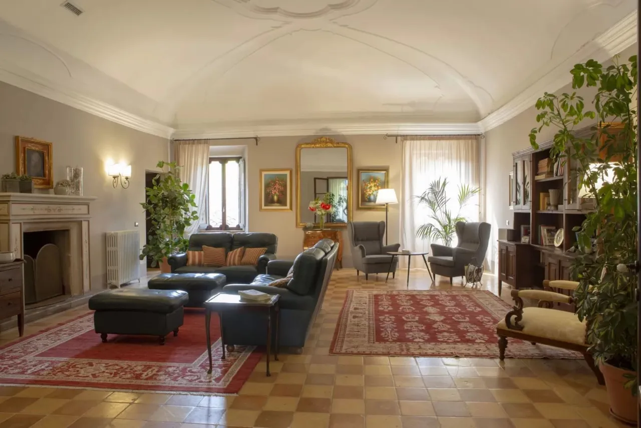 Historic Country Villa With Lemon House in Le Marche photo 2