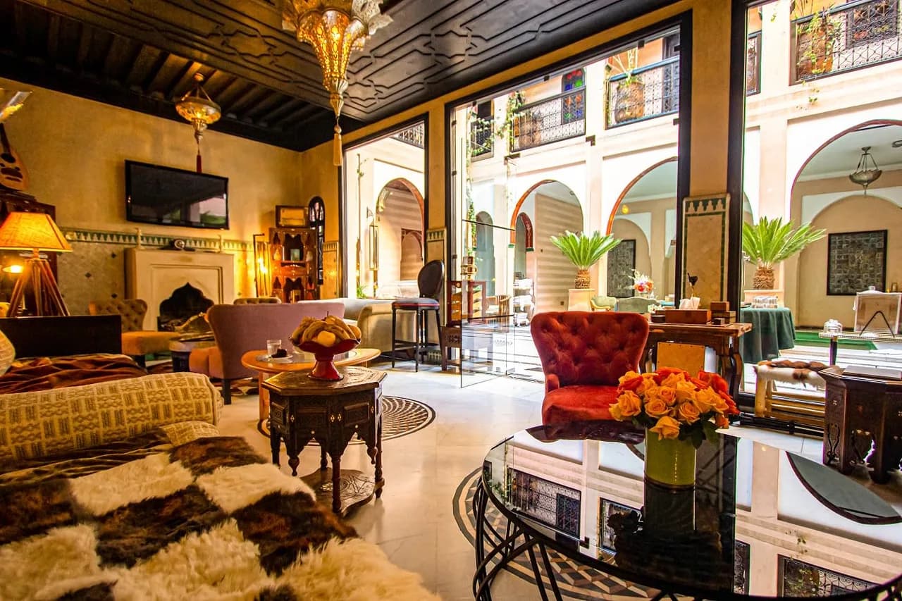Traditional Style Room With Luxurious Decorations photo 2
