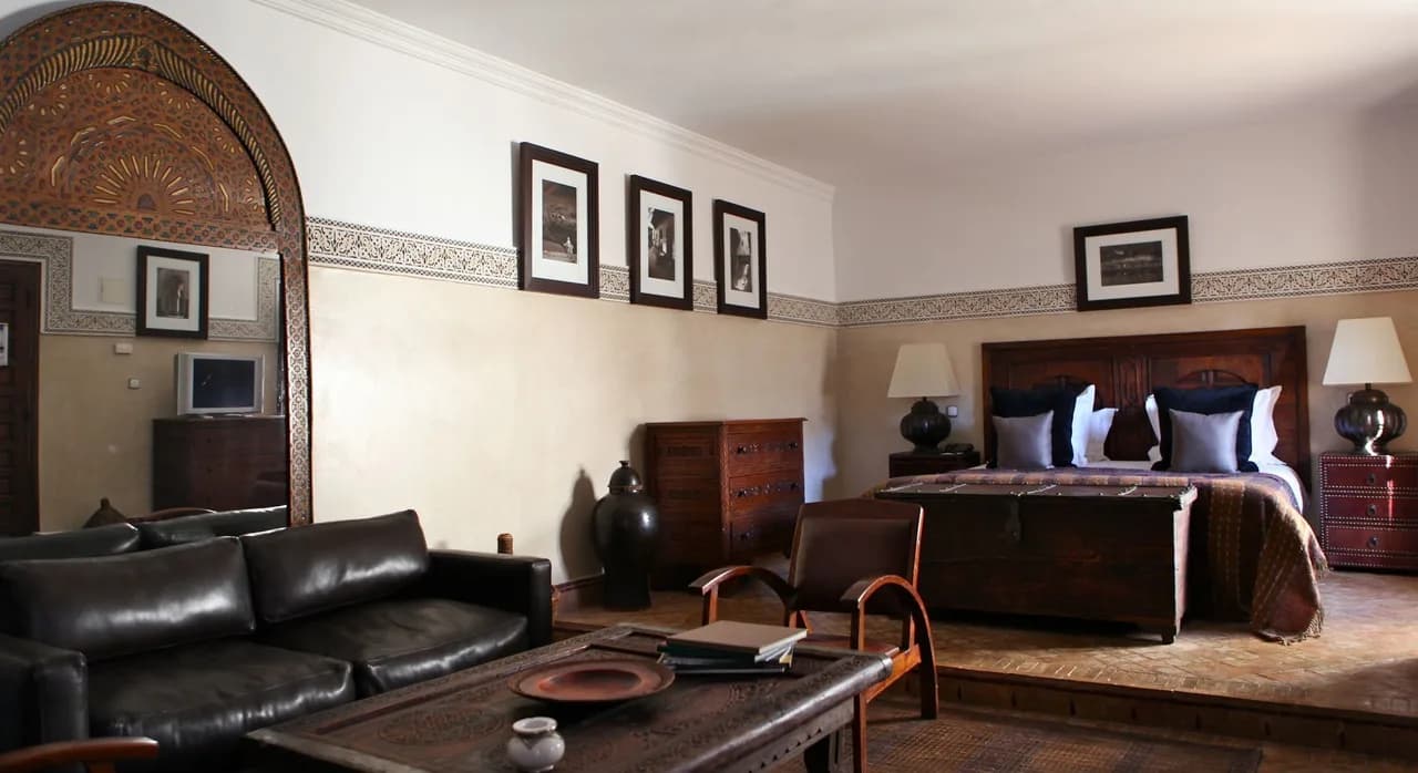 Contemporary Moroccan Suite Overlooking Beautiful Garden photo 3