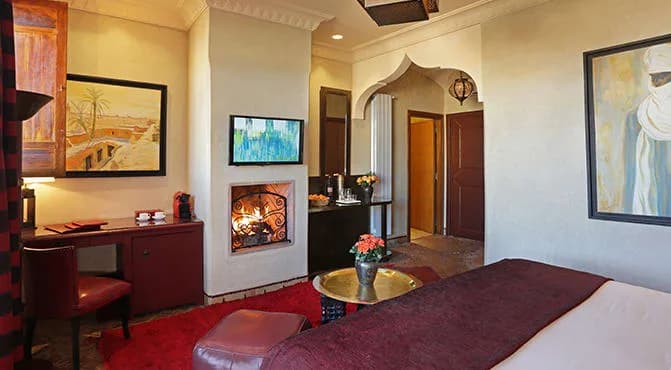 Relaxing Room With Private Balcony And Garden View photo 4