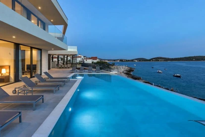 Breathtaking Seafront Villa With BBQ And Infinity Pool