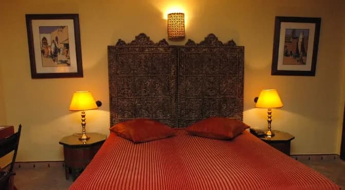 Luxurious Room Overlooking The Flower Filled Inner Courtyards photo 5