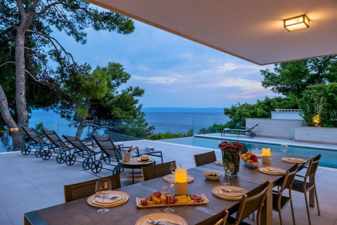 Stone Villa With An Extravagant Pool And Sea View photo 2
