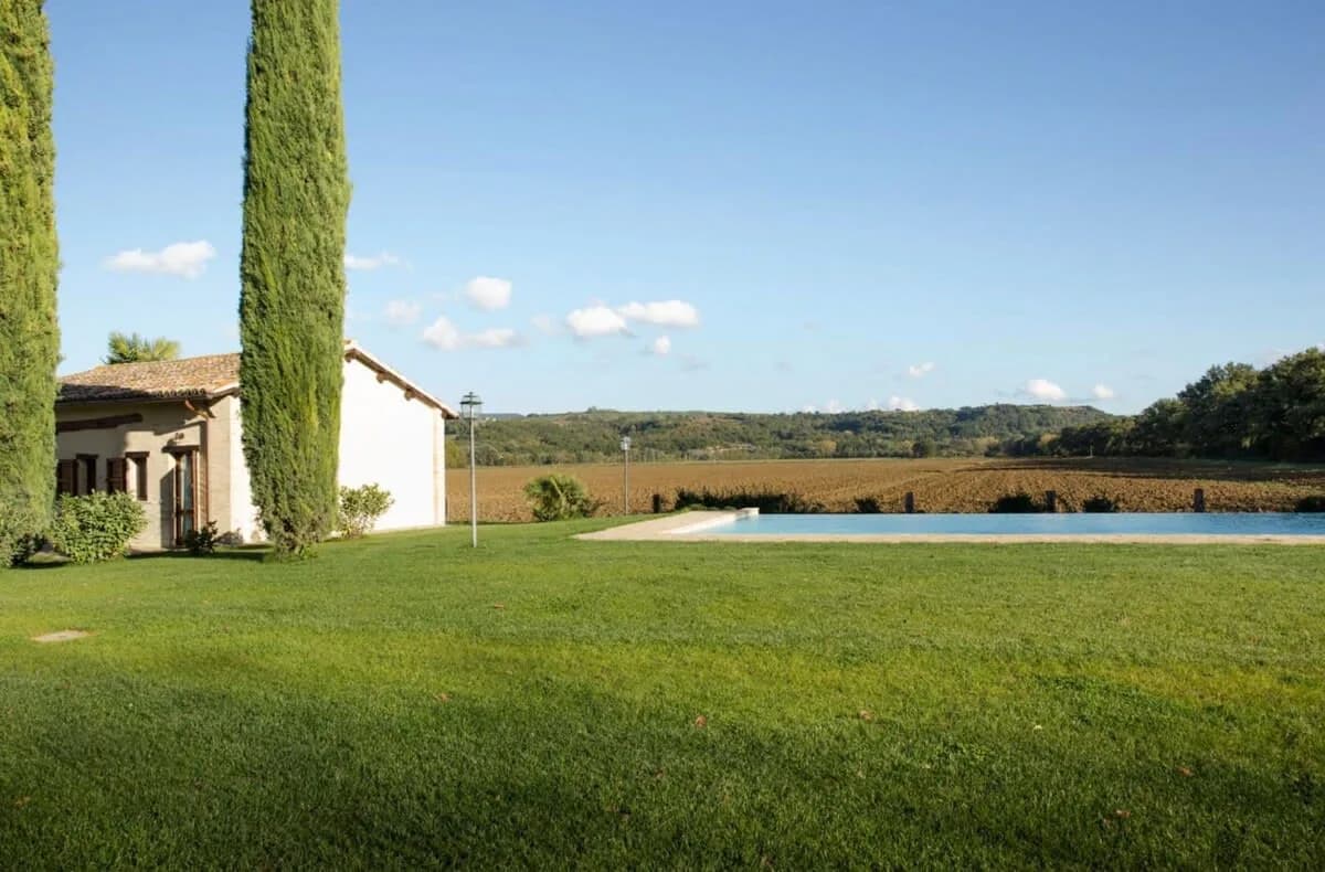 Historic Farmhouse Villa With Beautiful Mini jacuzzi