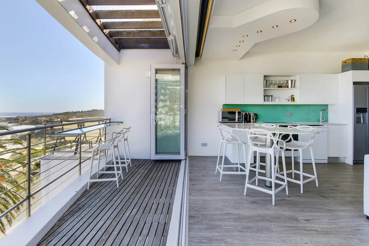 Modern Apartment Perfect Located Near Camps Bay Beach photo 4