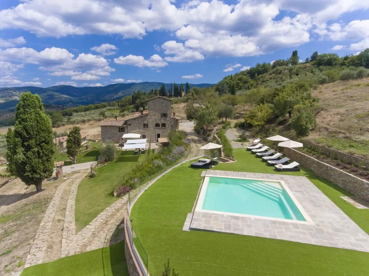 Ancient Architectural Villa With Vineyard Views photo 2