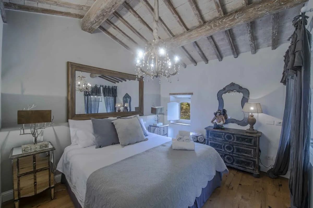 Ancient Architectural Villa With Vineyard Views photo 5