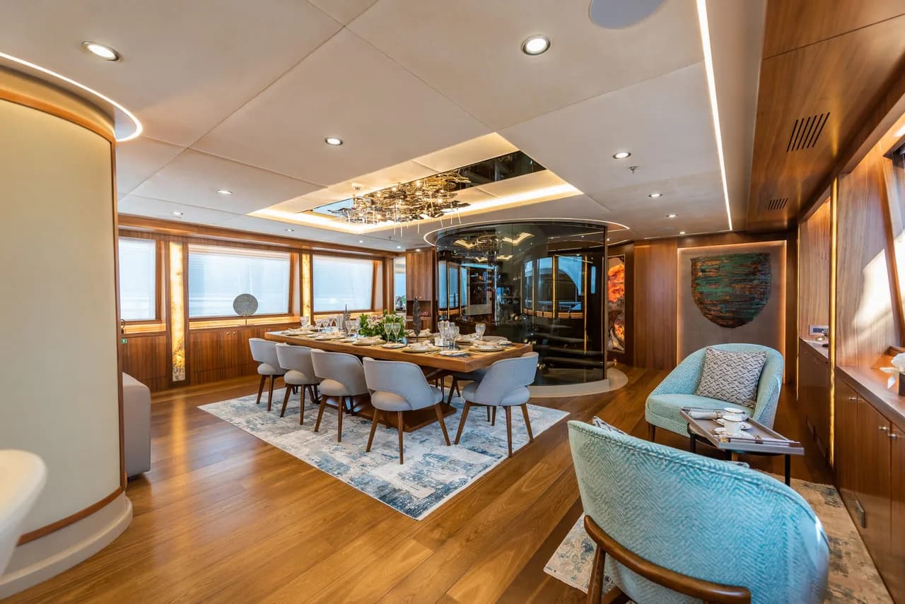 50.75m Magnificent Superyacht With Cinema Room photo 2