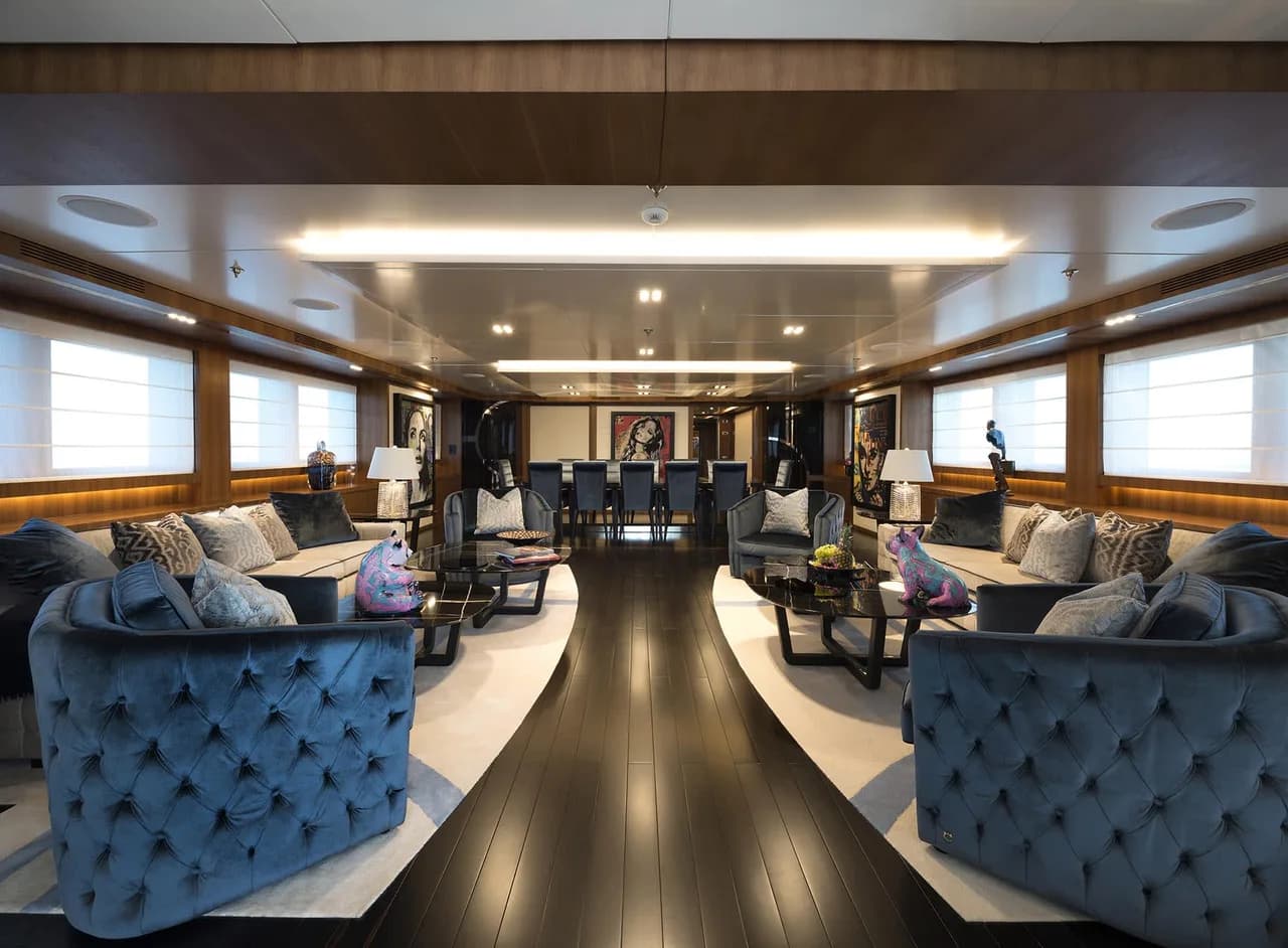 55m Luxurious Superyacht With An Elevator And Gym photo 2