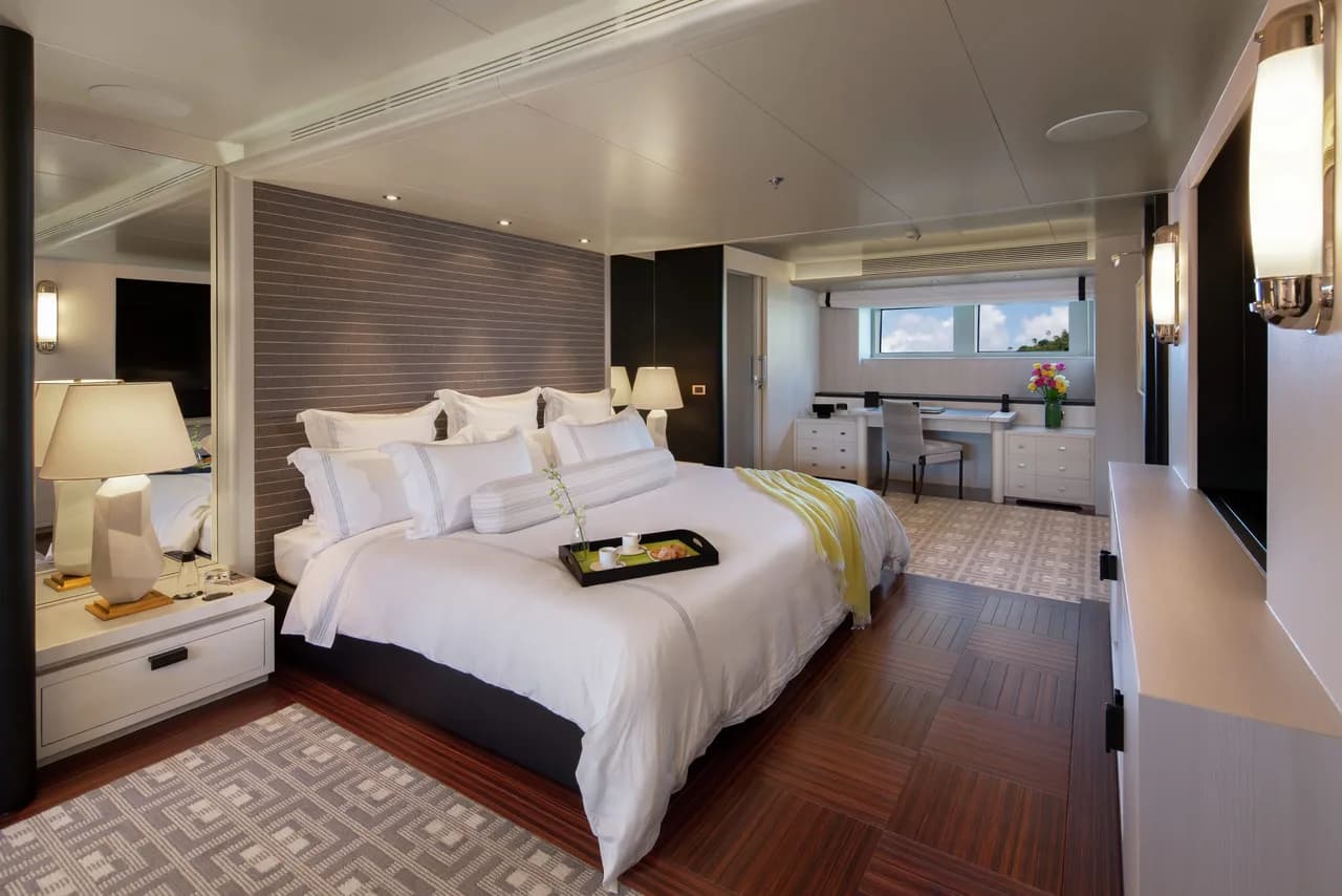 65m Exceptional Superyacht With On-Deck Jacuzzi And Elevator photo 3