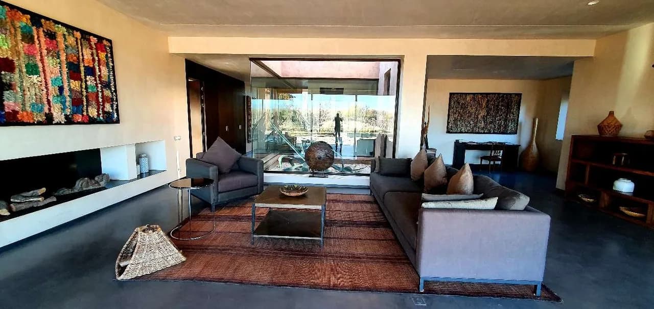 Sublime Contemporary Residence Surrounded By Olive Trees photo 2