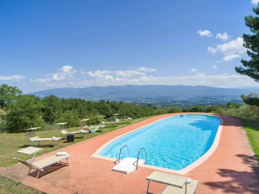 Unique Villa With Extraordinary View Of Mountains