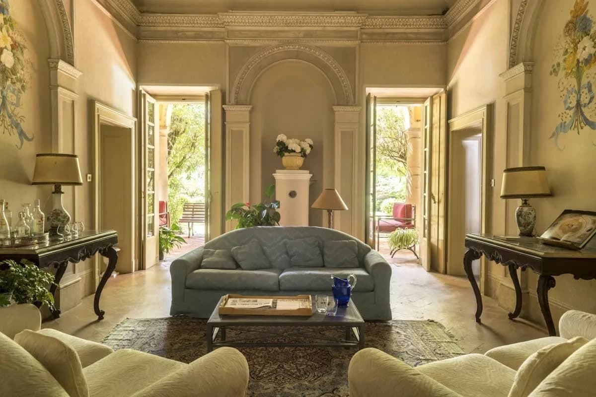 Beautiful Land Villa Around Historic Residence photo 2
