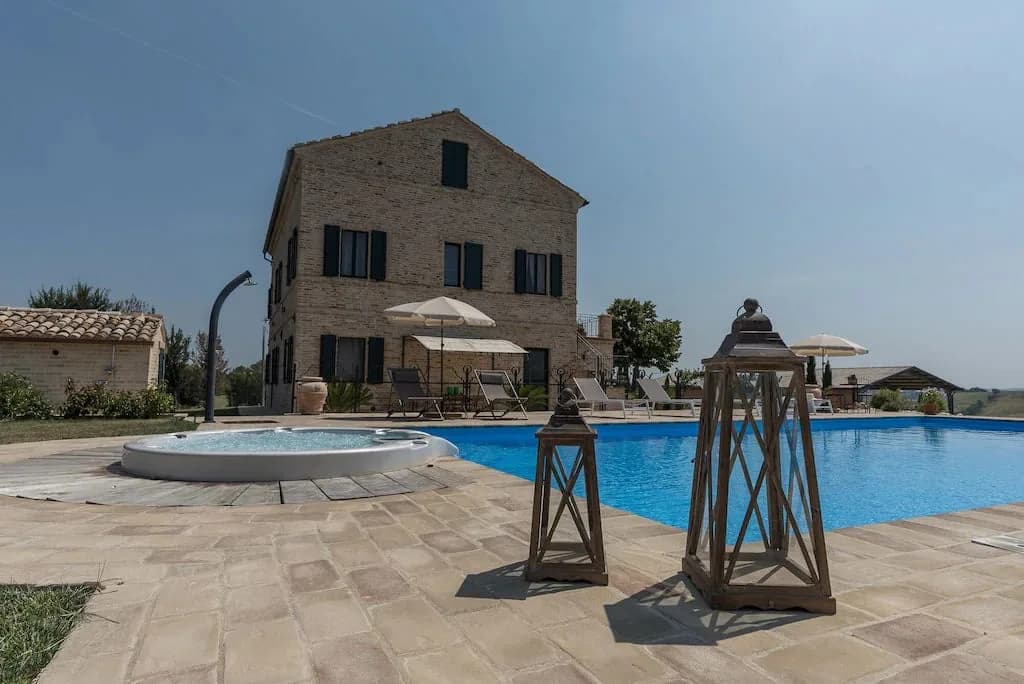 Rolling Hills Villa With Breathtaking Views photo 3