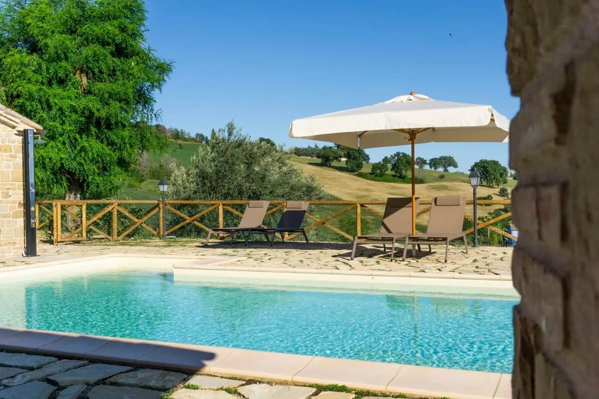 Comfortable Swimming Pool Villa With Sunbathing Area photo 4