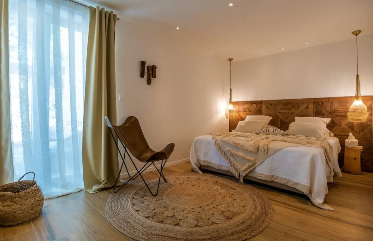 Seaside Getaway Villa With Unbelievable View photo 4