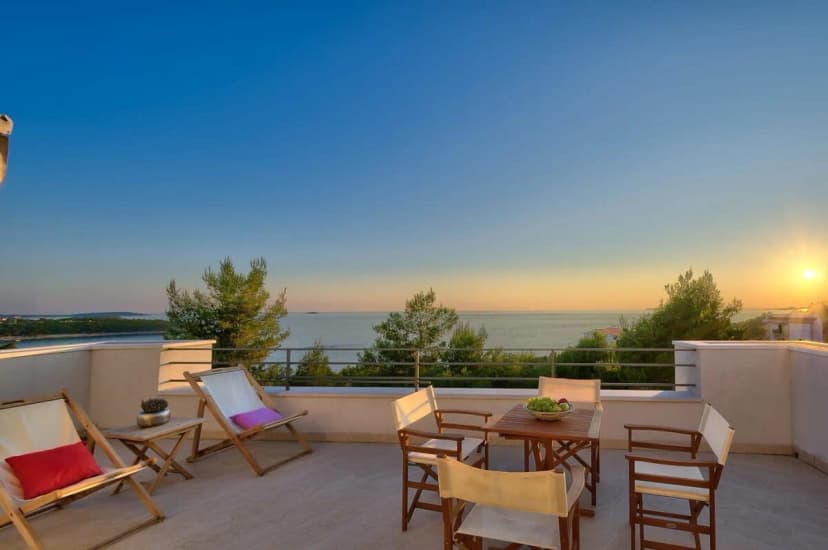 Large Luxury Villa Near Pine Forest