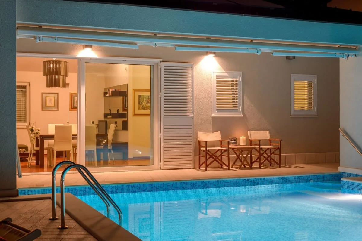 Large Luxury Villa Near Pine Forest photo 4