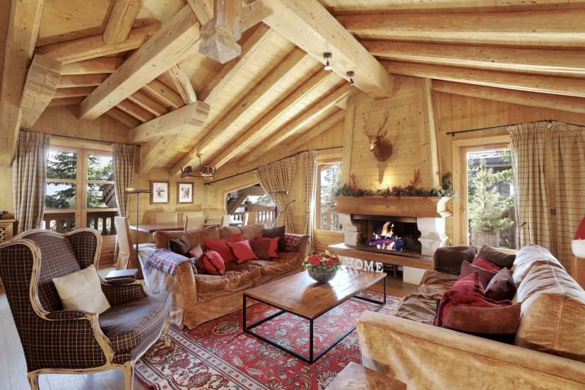 Traditional Luxury Chalet Ideal For 8 People