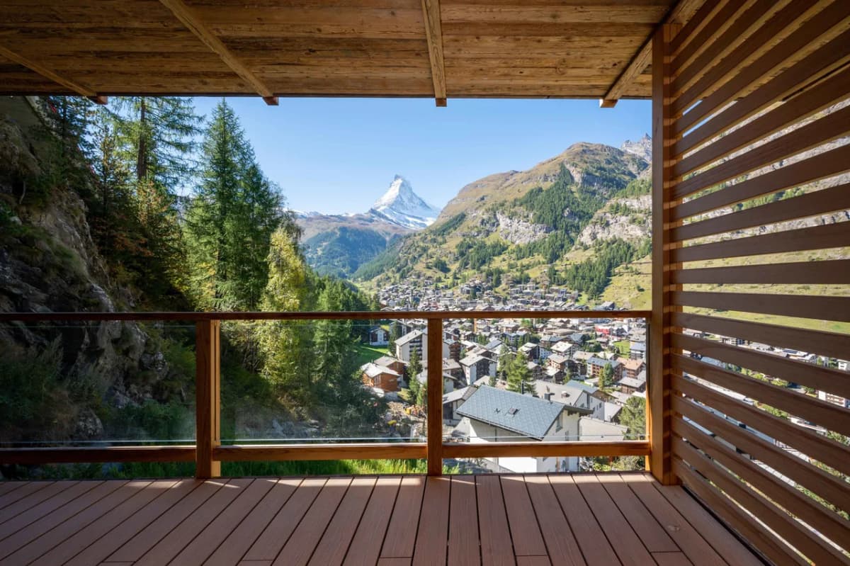 Luxurious Chalet with Stunning Zermatt Village Views