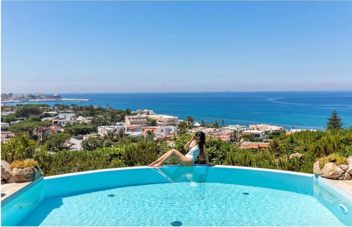 Panaromic Villa With Enchanting Blues photo 2