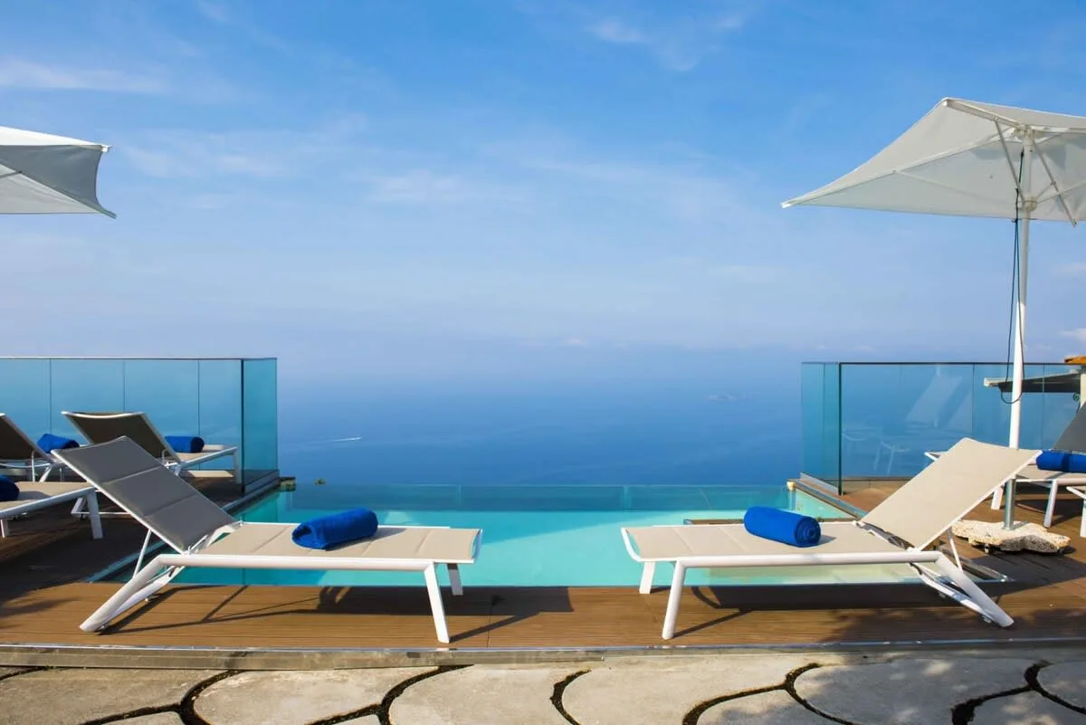 Goddess Of Beauty Villa Where Land Meets Sky photo 4